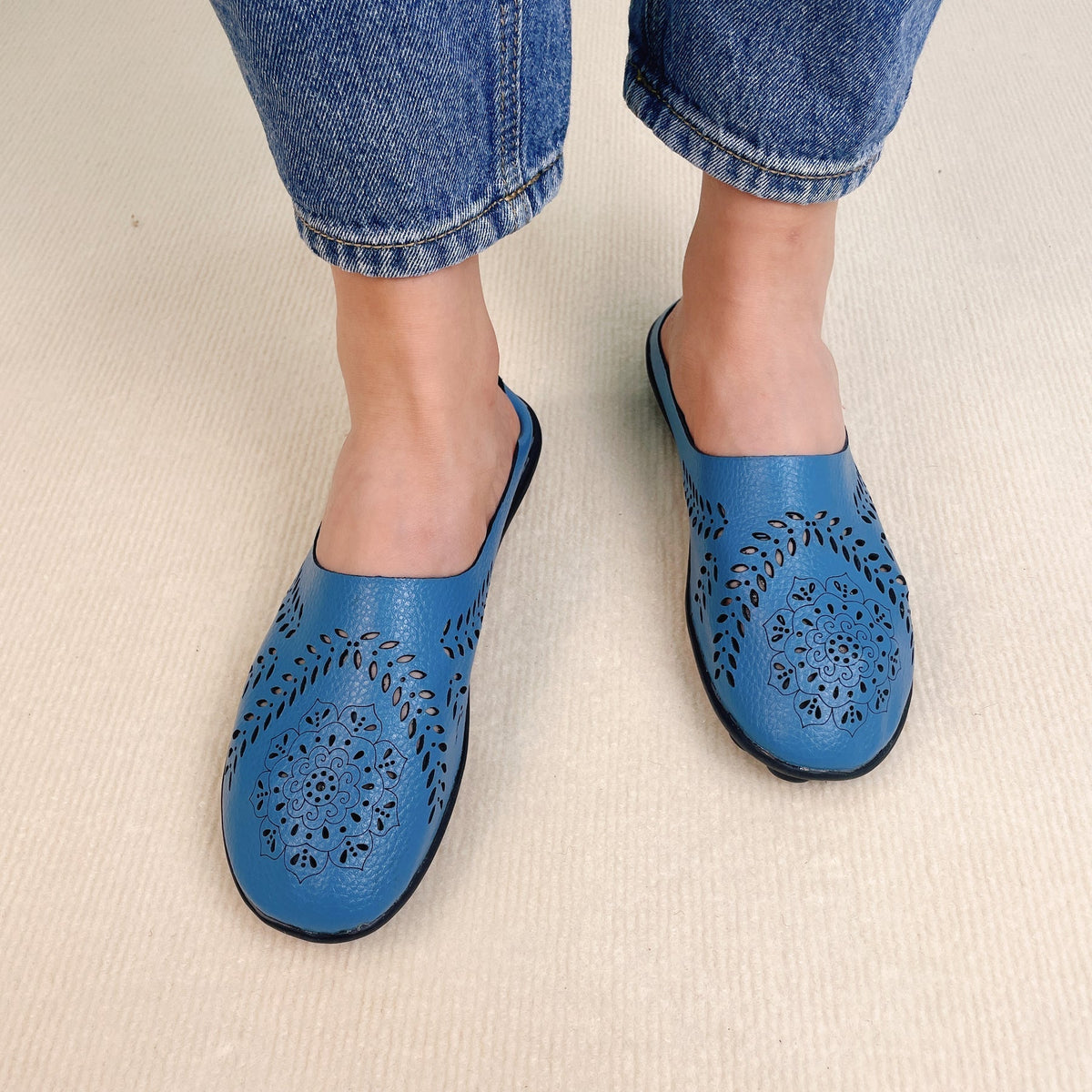 🔥 49% DISCOUNT 🔥Casual All-Match Hollow Slippers